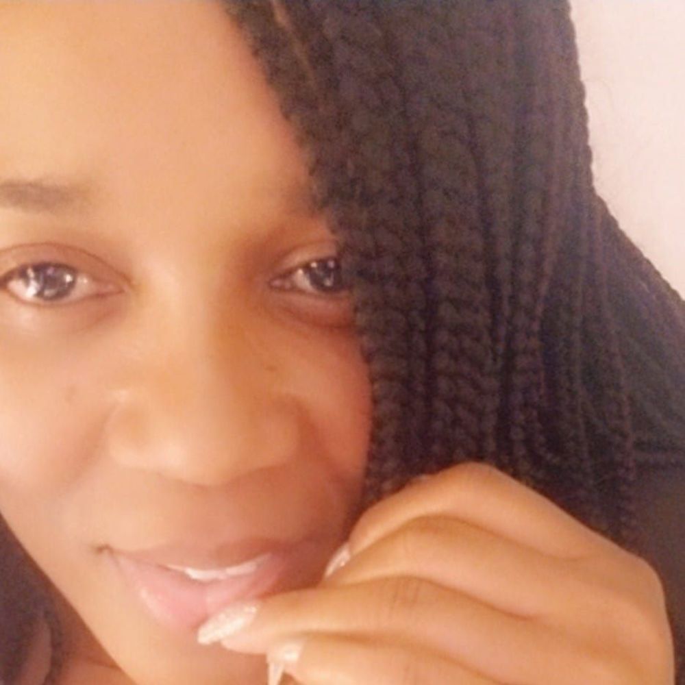 Meet your Posher, Donesha